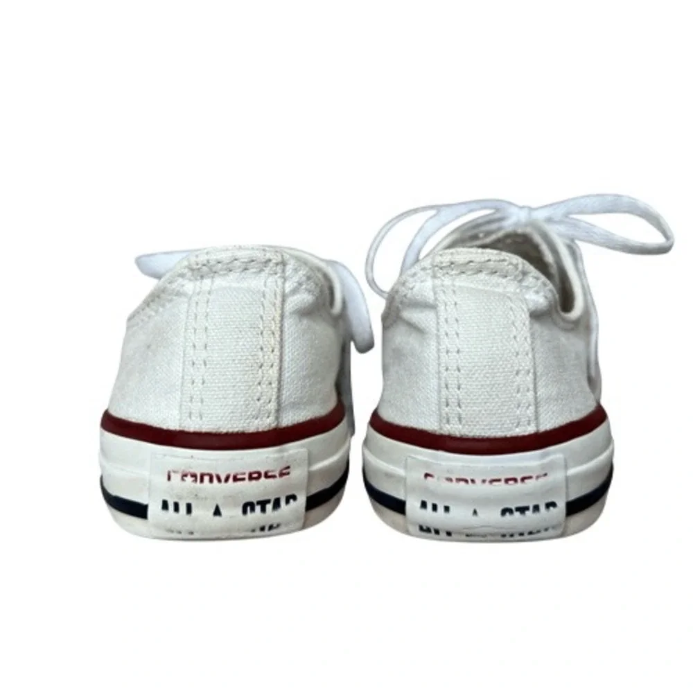 Converse Chuck Taylor‎ All Star Ox Ankle-High White Sneaker 1.5 Youth Junior